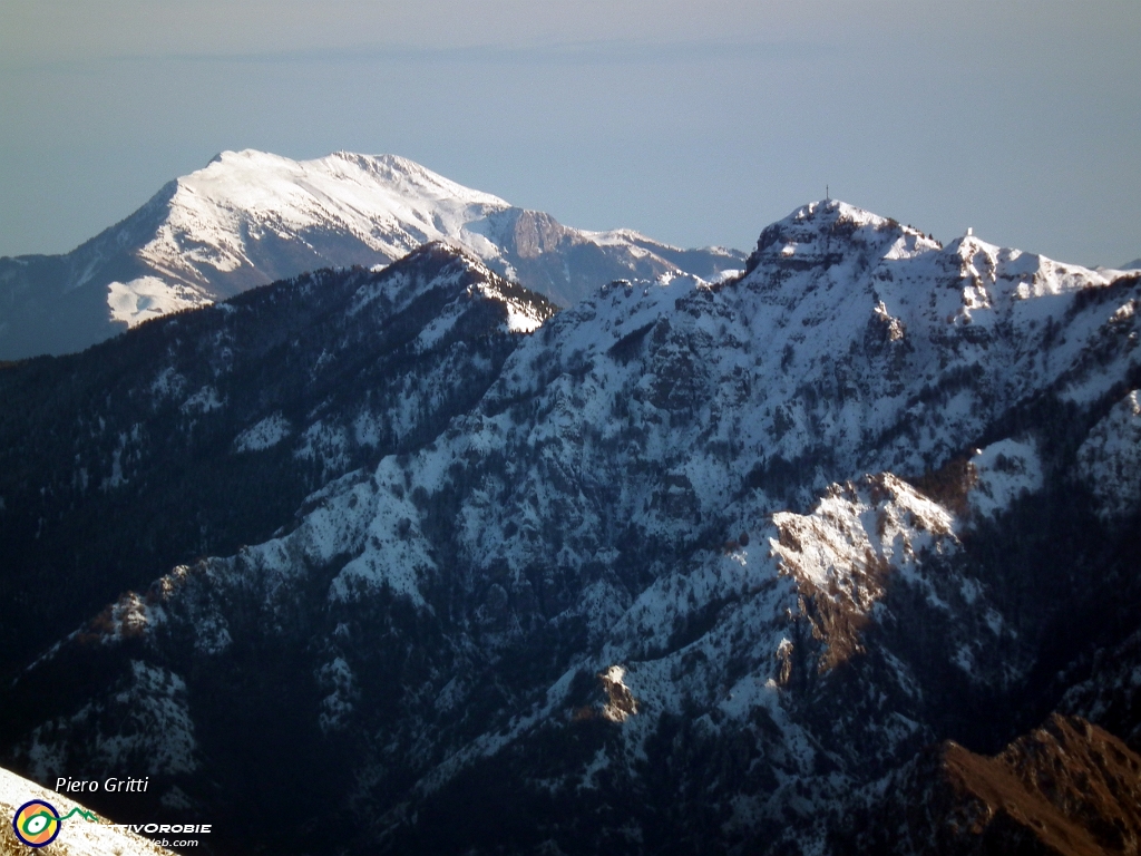 83 Pizzo Formico e Monte Gugliemo.JPG